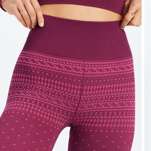 Fabletics faire isle leggings - Picture 3 of 12